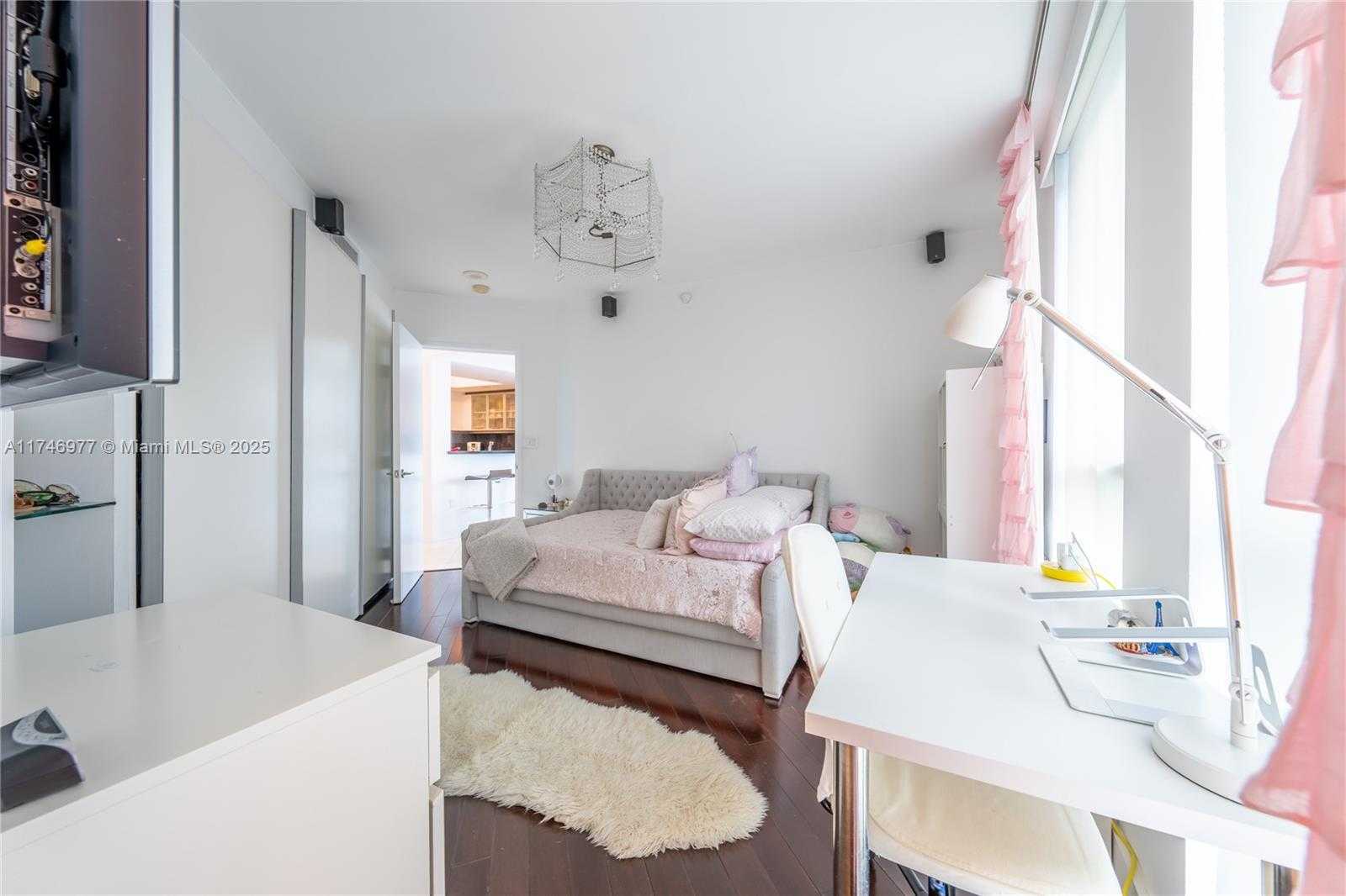 Small Image of 9401 COLLINS AVE #403, Surfside Number 36