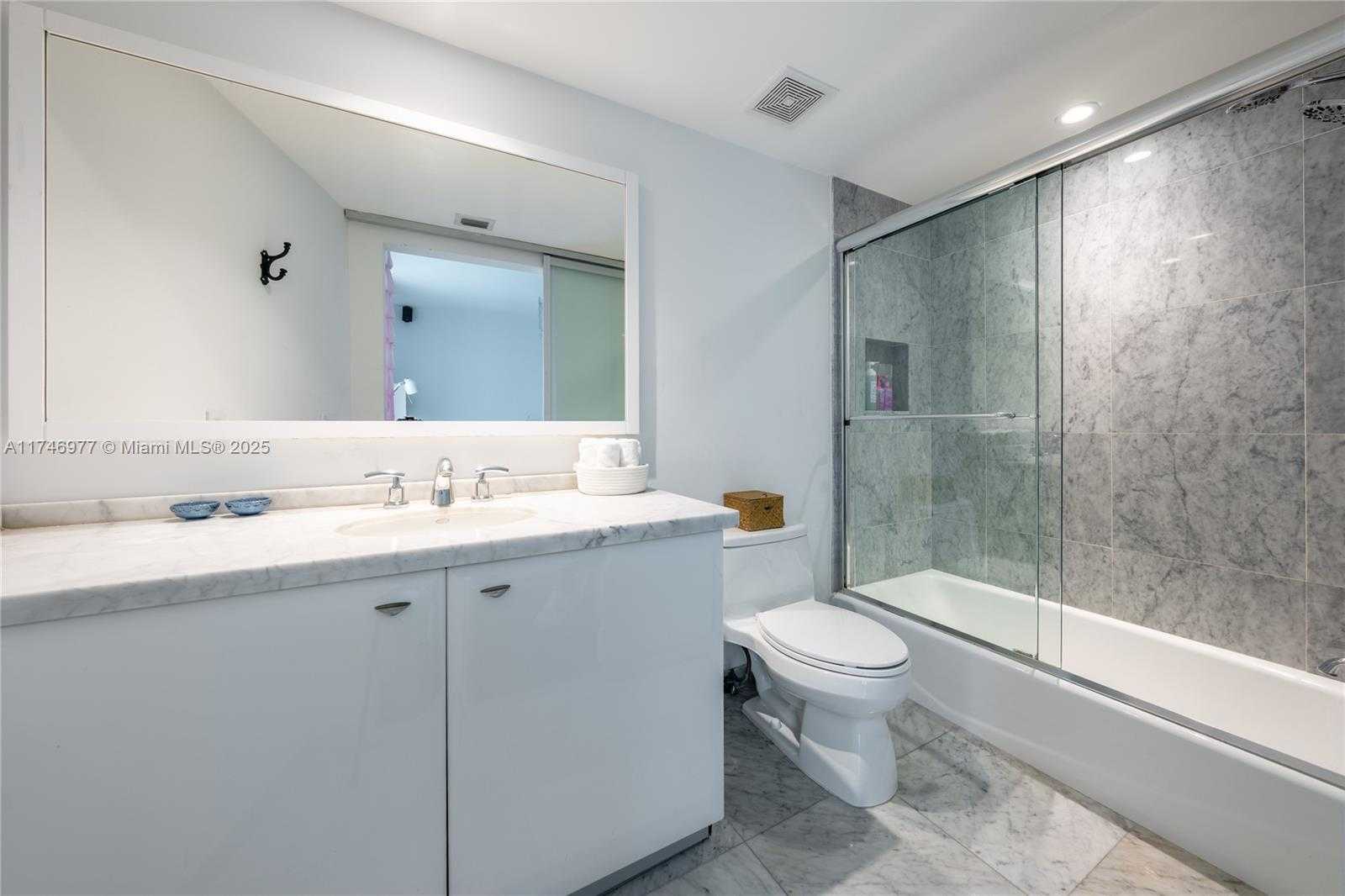 Small Image of 9401 COLLINS AVE #403, Surfside Number 37
