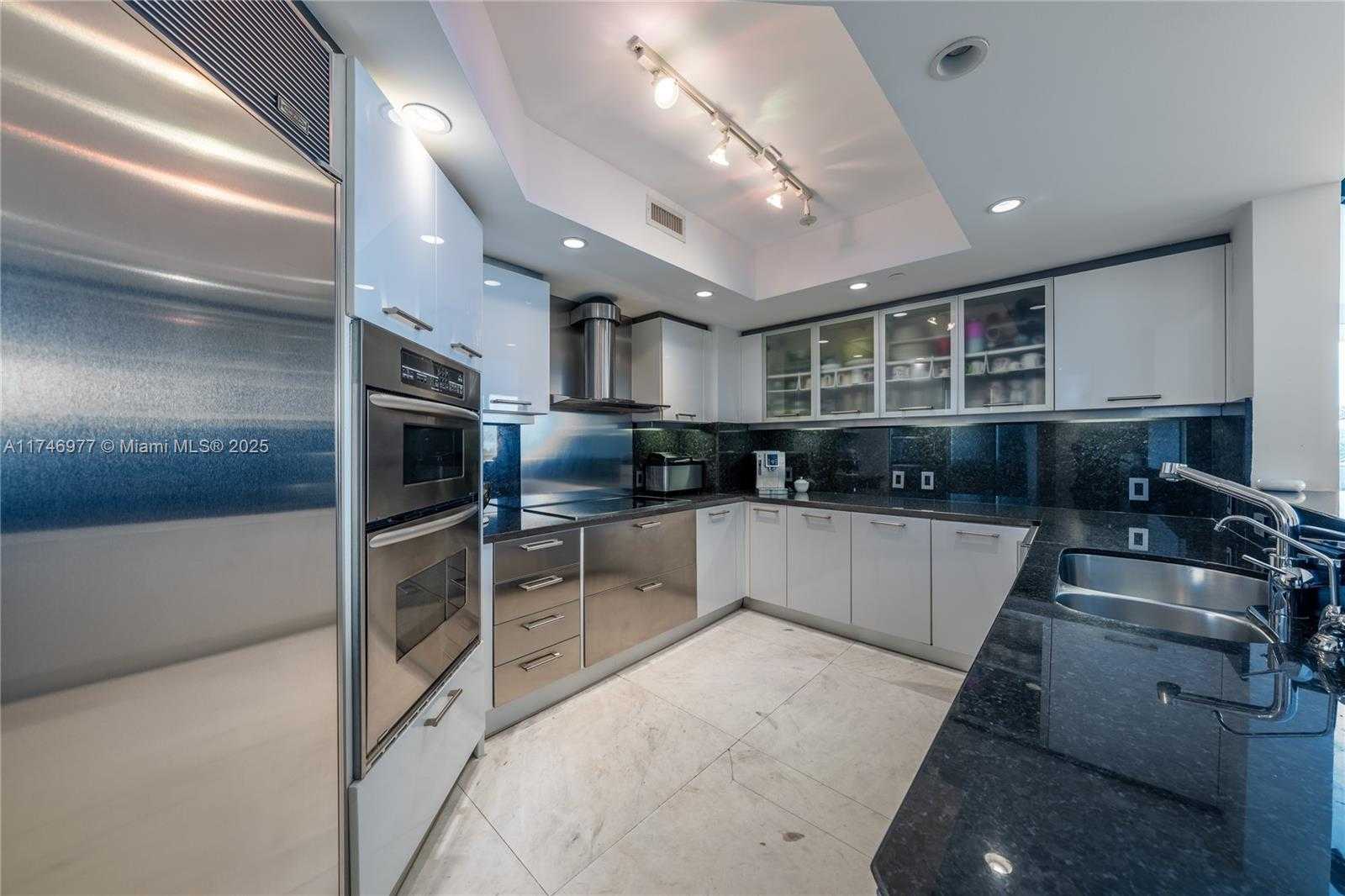 Small Image of 9401 COLLINS AVE #403, Surfside Number 39