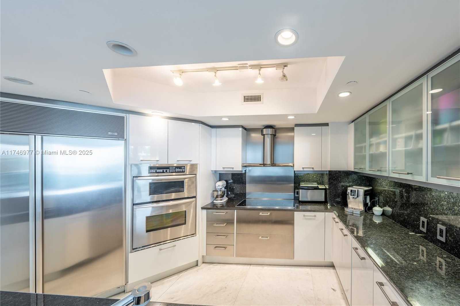 Small Image of 9401 COLLINS AVE #403, Surfside Number 41