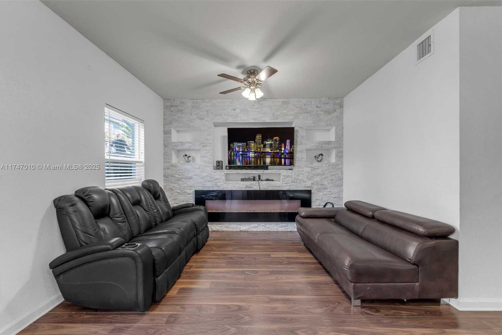 Small Image of 22412 SOUTH WEST 89TH AVE #22412, Cutler Bay Number 10