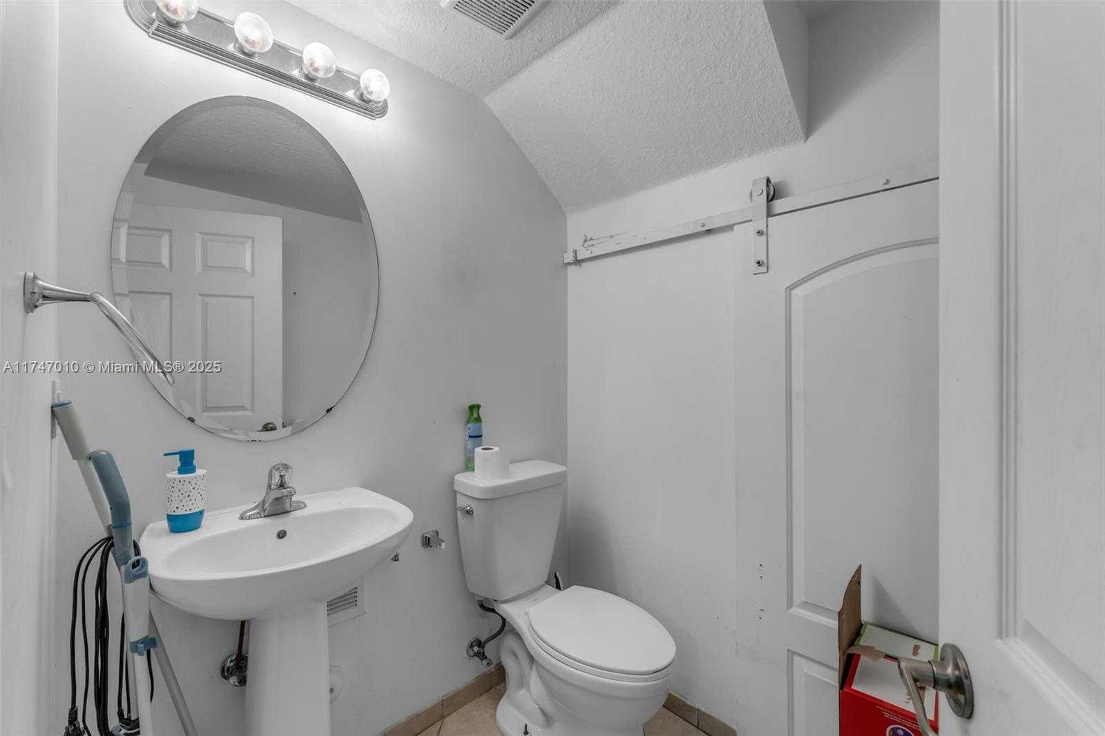 Small Image of 22412 SOUTH WEST 89TH AVE #22412, Cutler Bay Number 12