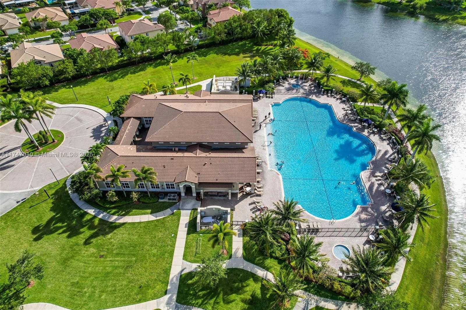 Small Image of 22412 SOUTH WEST 89TH AVE #22412, Cutler Bay Number 25
