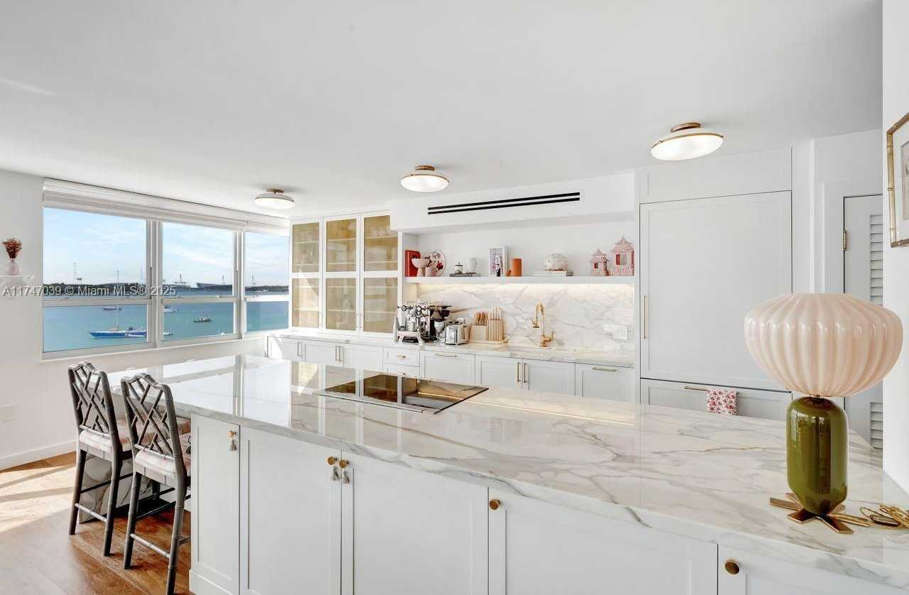 Small Image of 11 ISLAND AVE #402, Miami Beach Number 13
