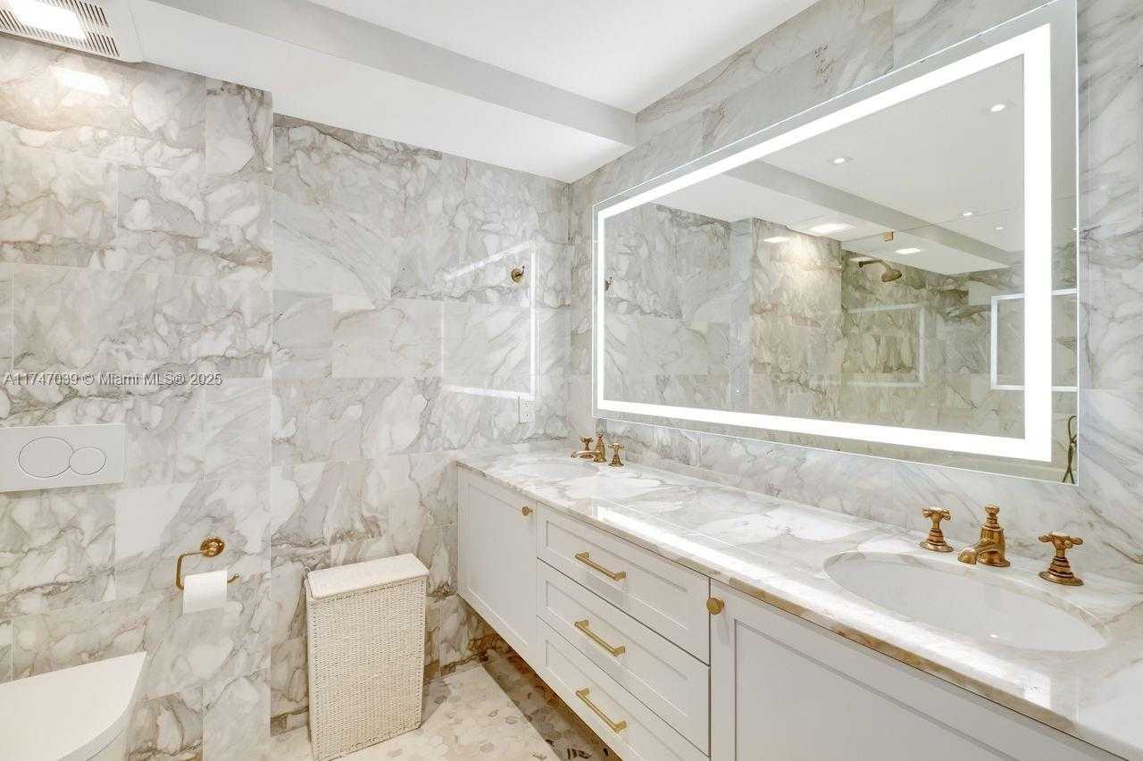 Small Image of 11 ISLAND AVE #402, Miami Beach Number 23