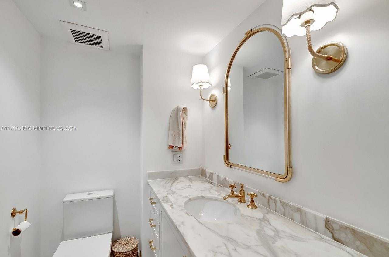 Small Image of 11 ISLAND AVE #402, Miami Beach Number 28