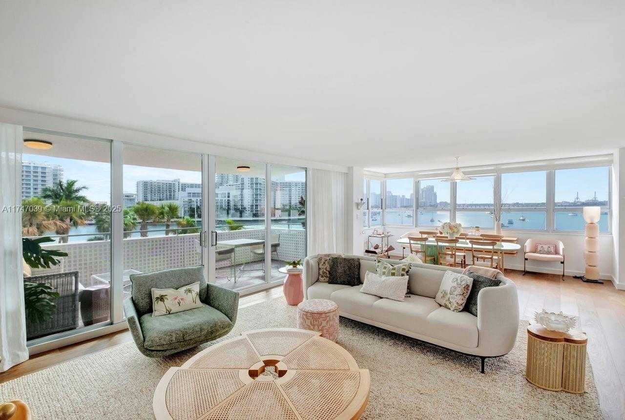 Small Image of 11 ISLAND AVE #402, Miami Beach Number 3