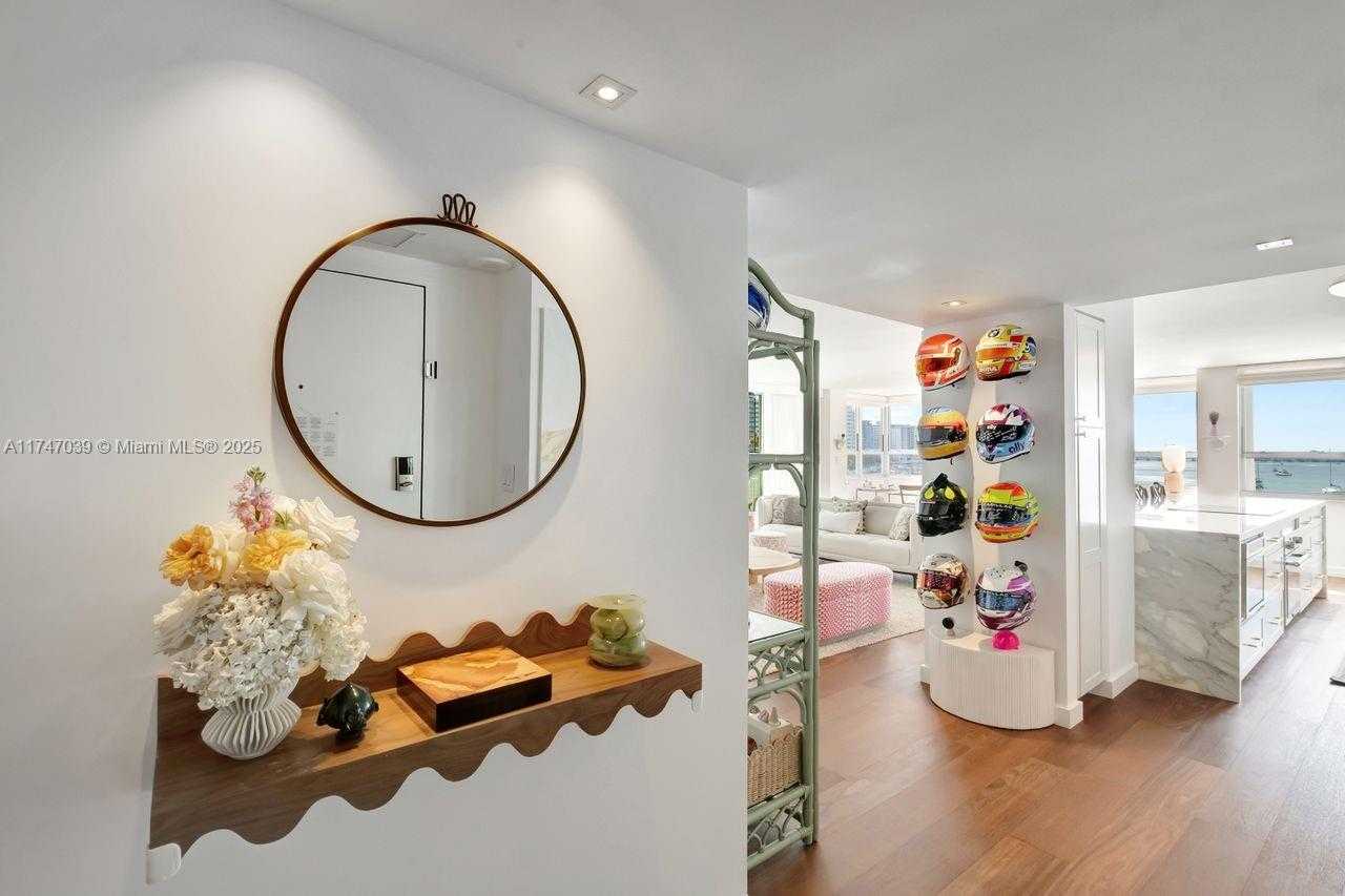 Small Image of 11 ISLAND AVE #402, Miami Beach Number 4