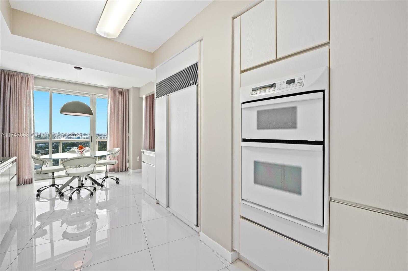 Small Image of 9601 COLLINS AVE #1208, Bal Harbour Number 11
