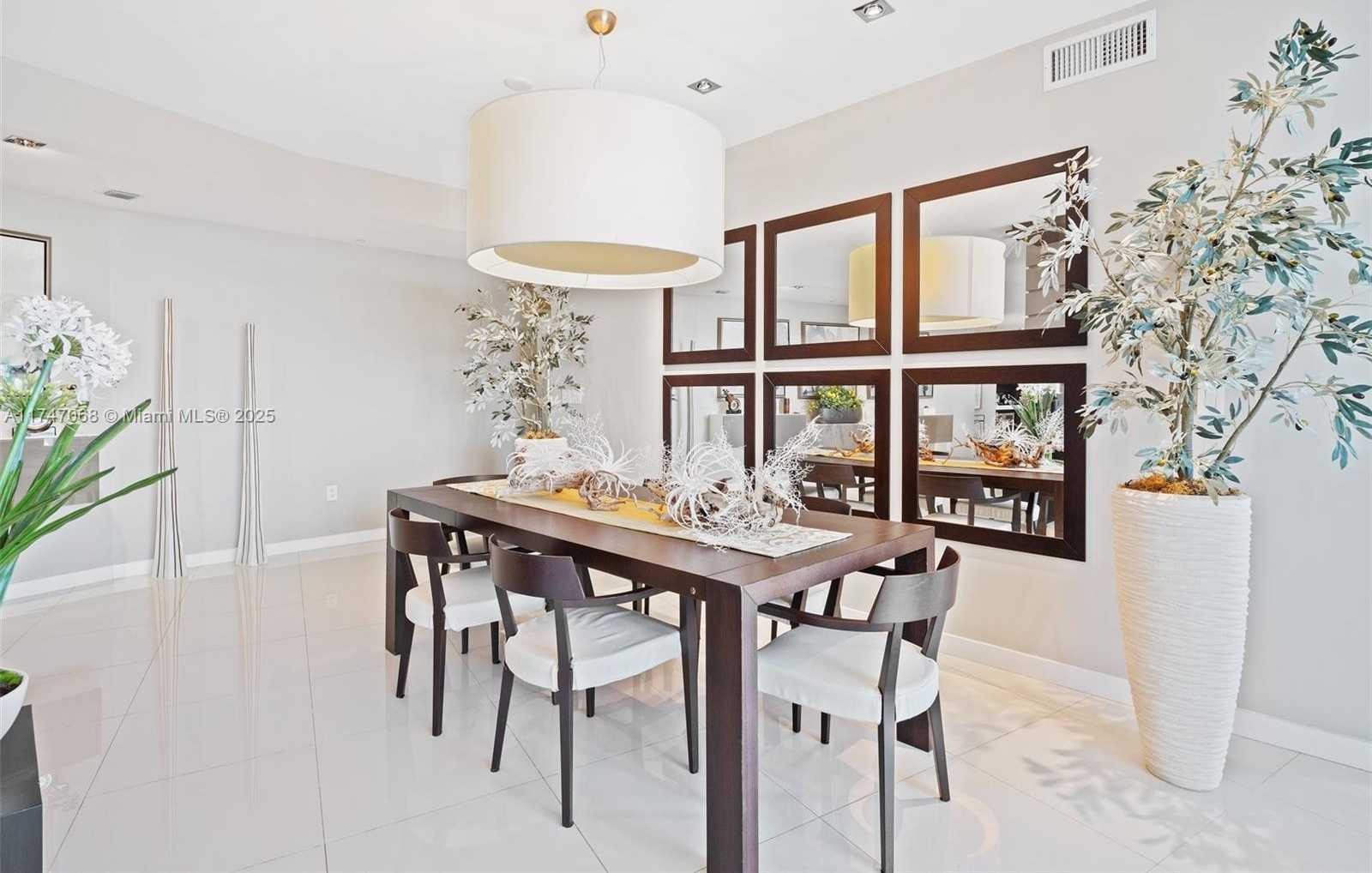 Small Image of 9601 COLLINS AVE #1208, Bal Harbour Number 5