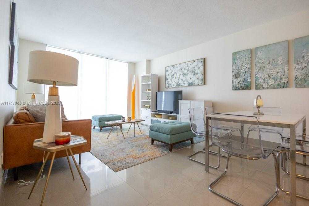Small Image of 335 SOUTH BISCAYNE BLVD #2200, Miami Number 10