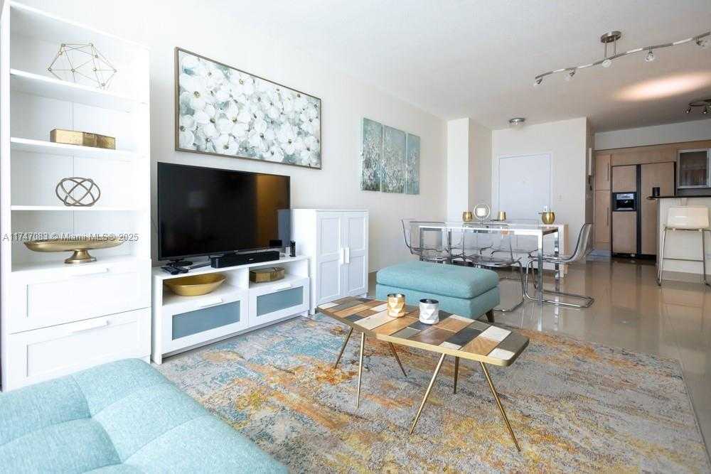 Small Image of 335 SOUTH BISCAYNE BLVD #2200, Miami Number 12