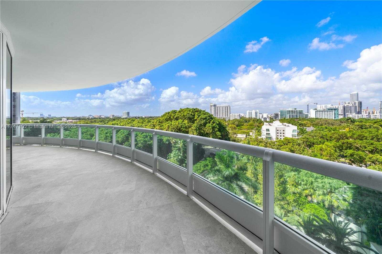 Small Image of 1643 BRICKELL AVE #1002, Miami Number 5