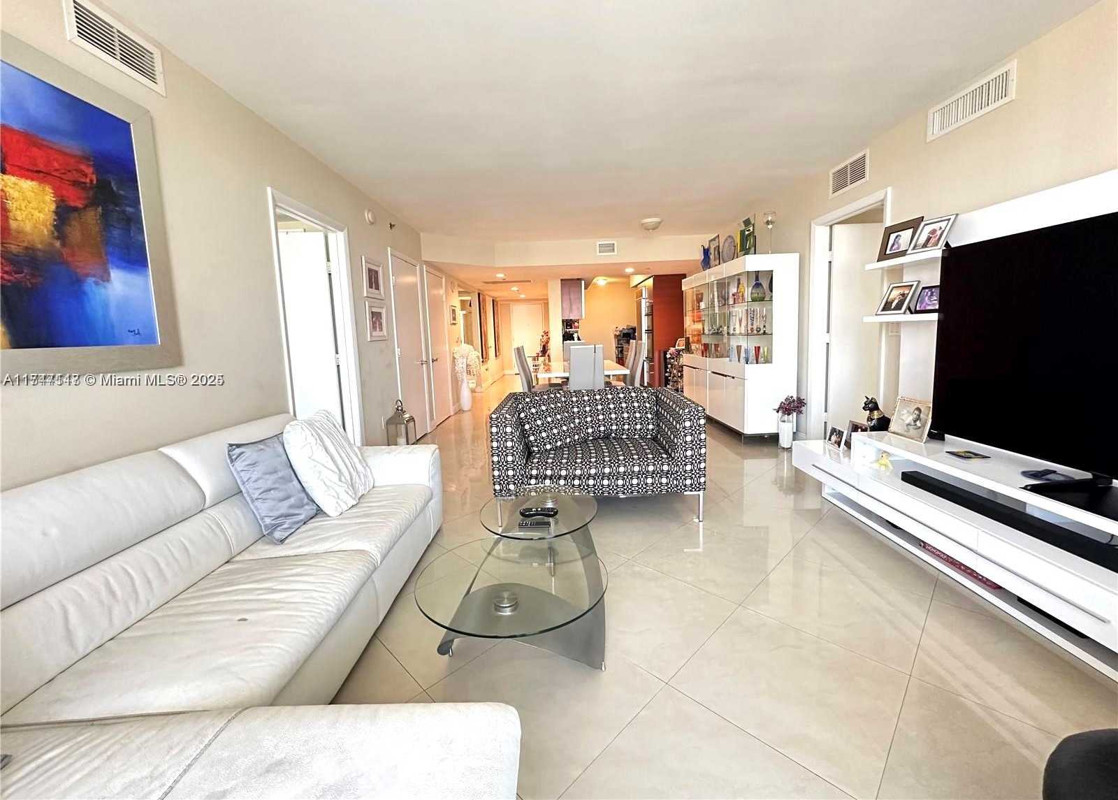 Small Image of 1800 SOUTH OCEAN DR #3908, Hallandale Beach Number 10
