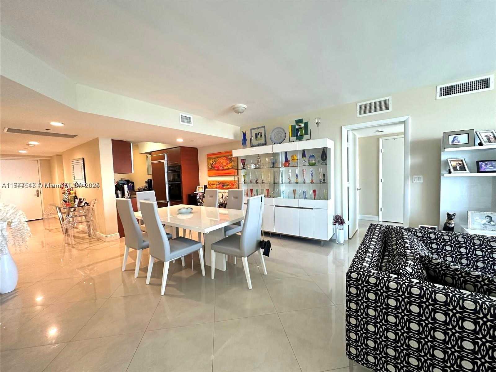 Small Image of 1800 SOUTH OCEAN DR #3908, Hallandale Beach Number 13