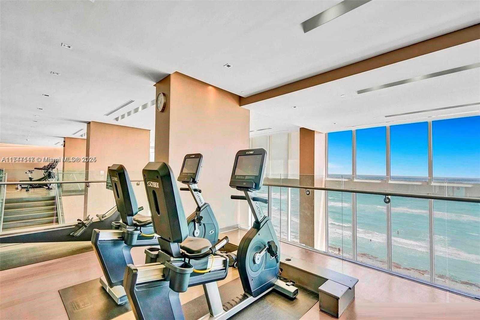 Small Image of 1800 SOUTH OCEAN DR #3908, Hallandale Beach Number 26
