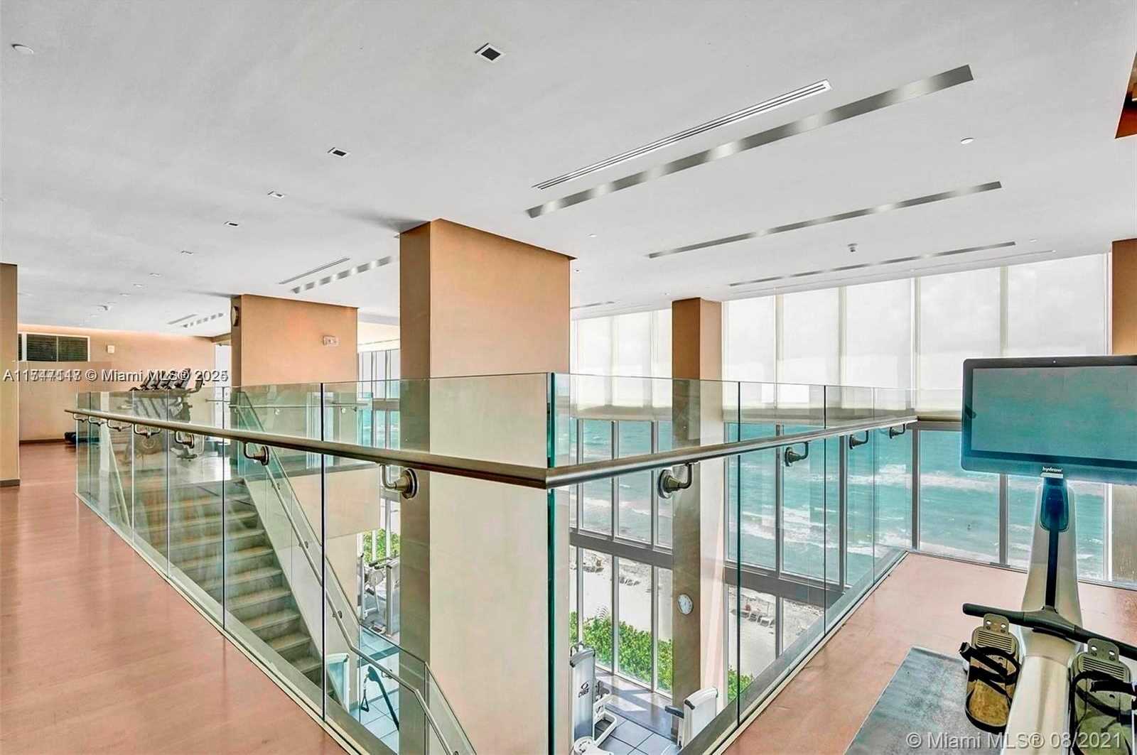 Small Image of 1800 SOUTH OCEAN DR #3908, Hallandale Beach Number 29