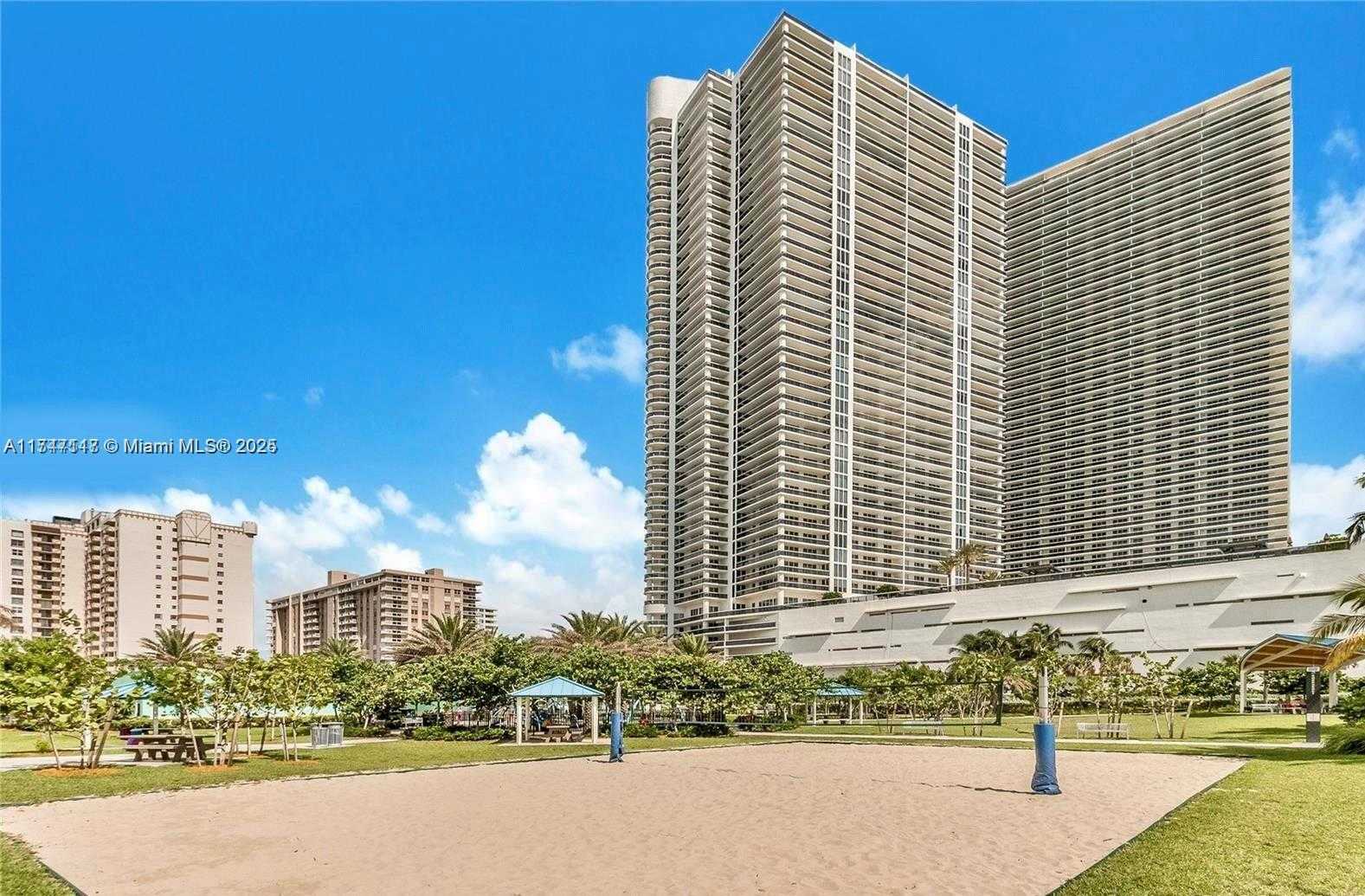 Small Image of 1800 SOUTH OCEAN DR #3908, Hallandale Beach Number 39