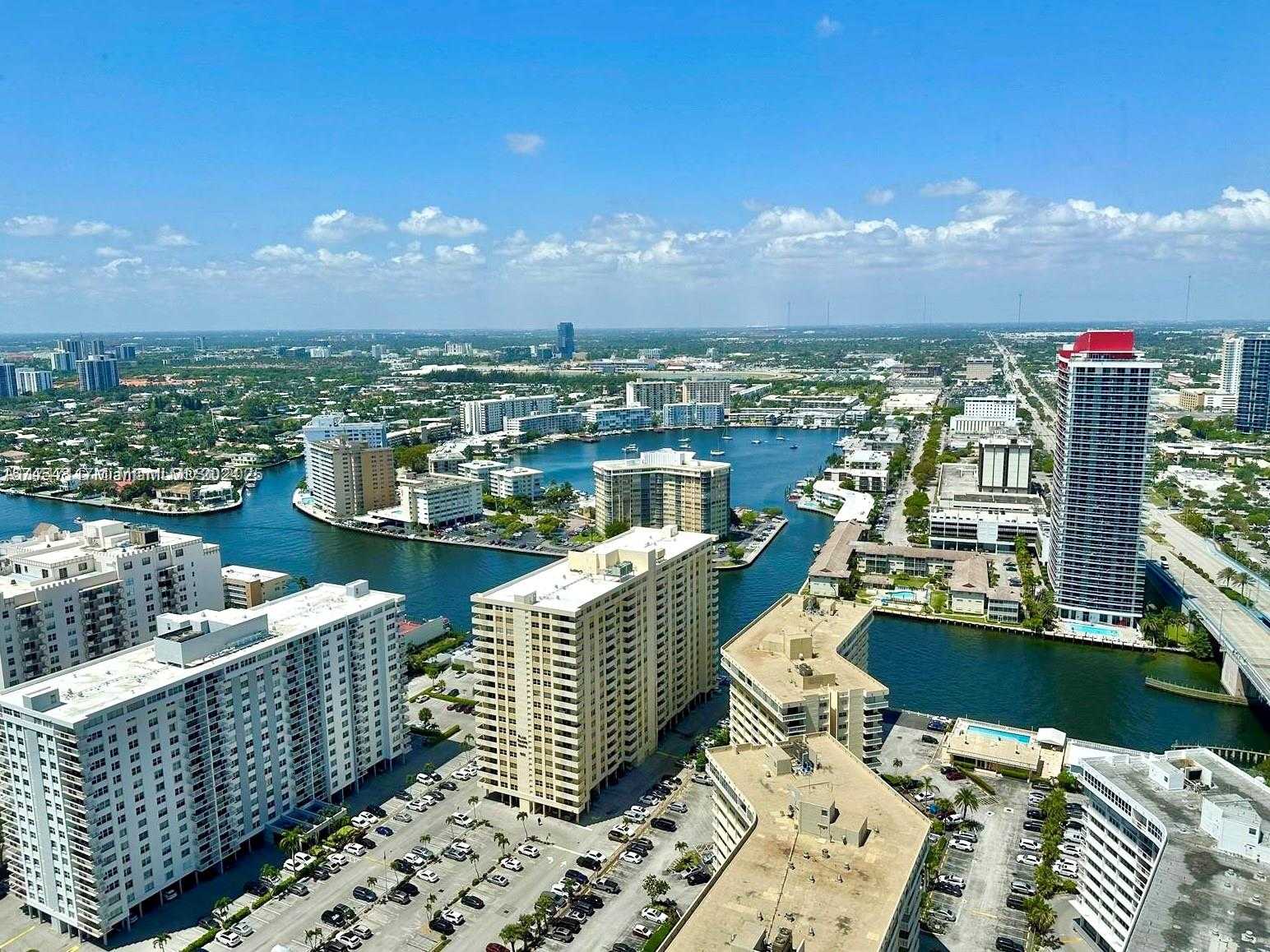 Small Image of 1800 SOUTH OCEAN DR #3908, Hallandale Beach Number 5