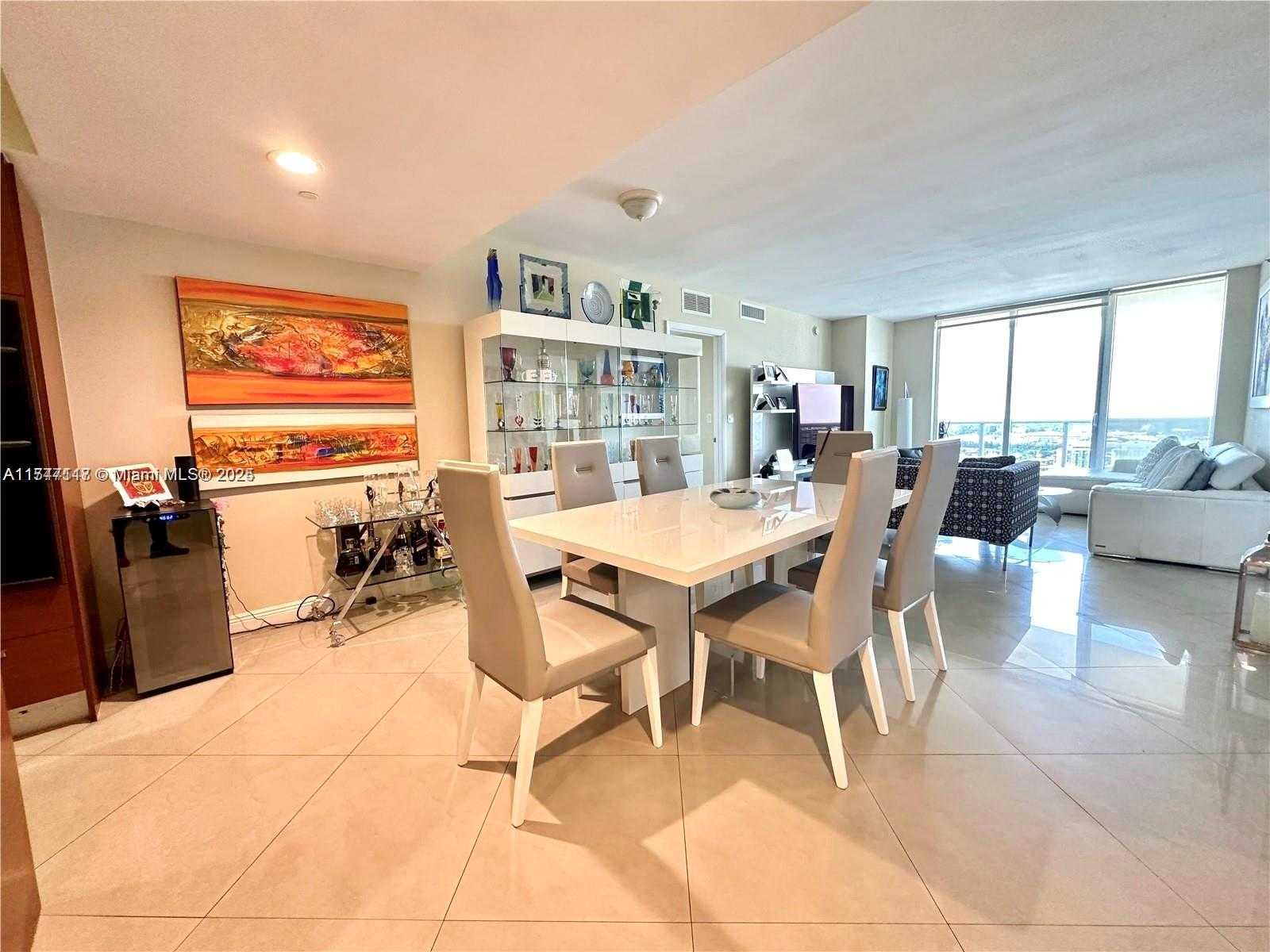 Small Image of 1800 SOUTH OCEAN DR #3908, Hallandale Beach Number 9