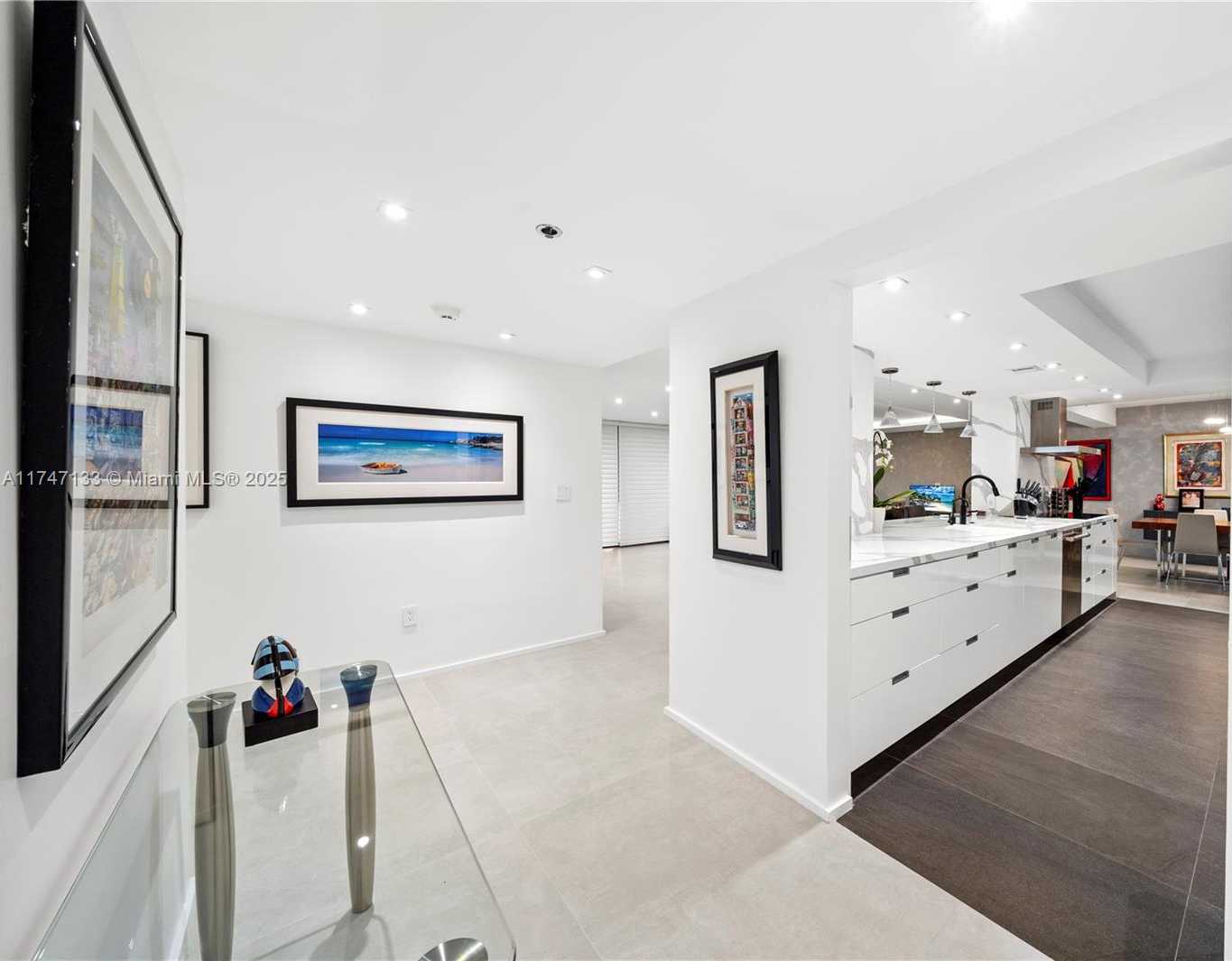 Small Image of 10205 Collins Ave, Bal Harbour, FL 33154, USA Number 23