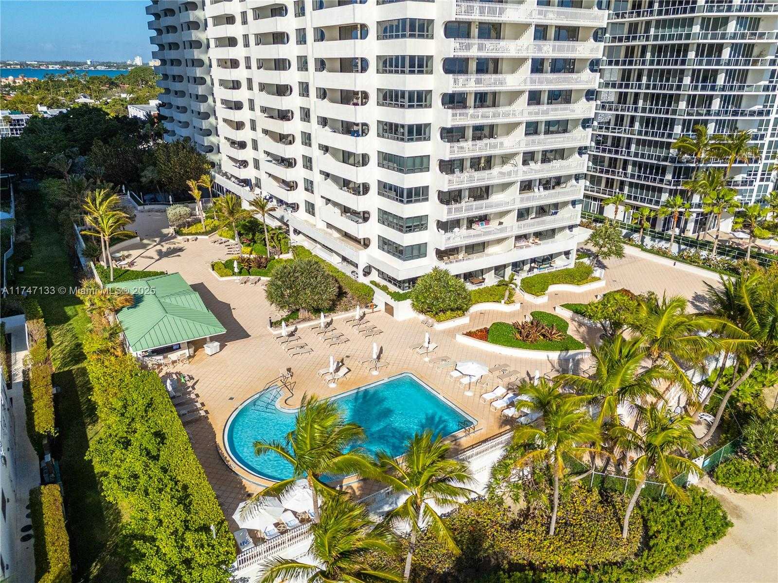 Small Image of 10205 Collins Ave, Bal Harbour, FL 33154, USA Number 6