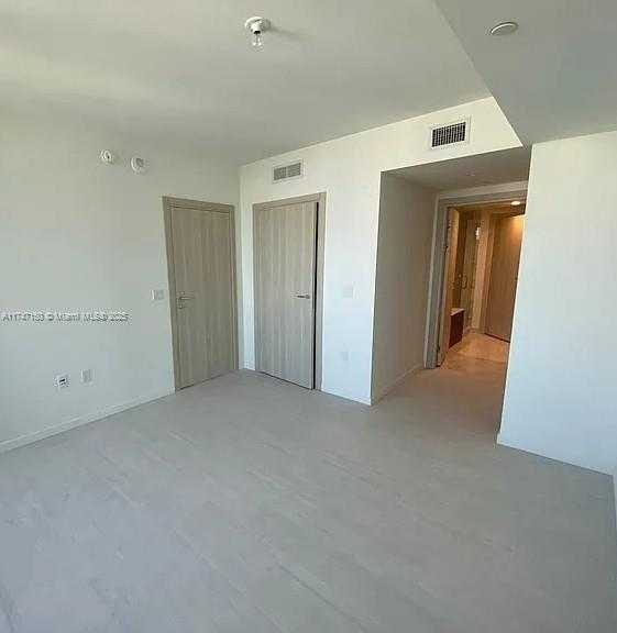 Small Image of 1000 BRICKELL PLZ #4314, Miami Number 10