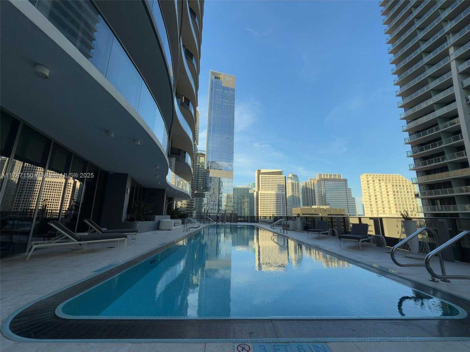 Small Image of 1000 BRICKELL PLZ #4314, Miami Number 19