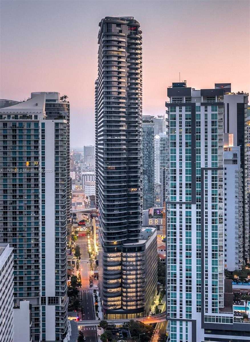 Small Image of 1000 BRICKELL PLZ #4314, Miami Number 39