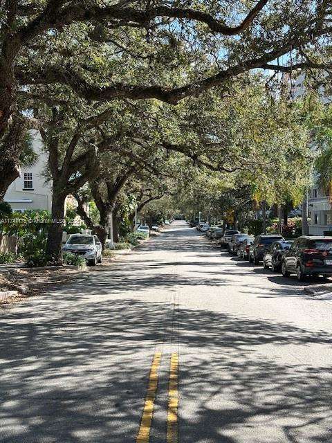 Small Image of 111 EDGEWATER DR #1A, Coral Gables Number 19