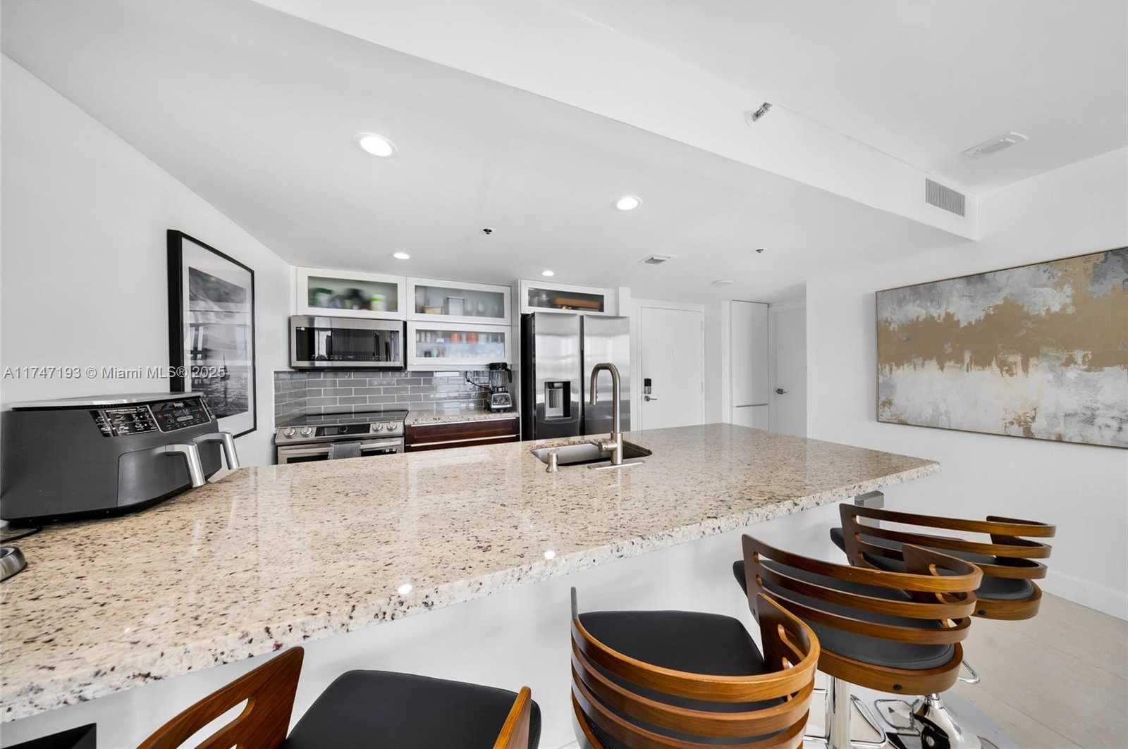 Small Image of 7601 EAST TREASURE DRIVE #1119, North Bay Village Number 11