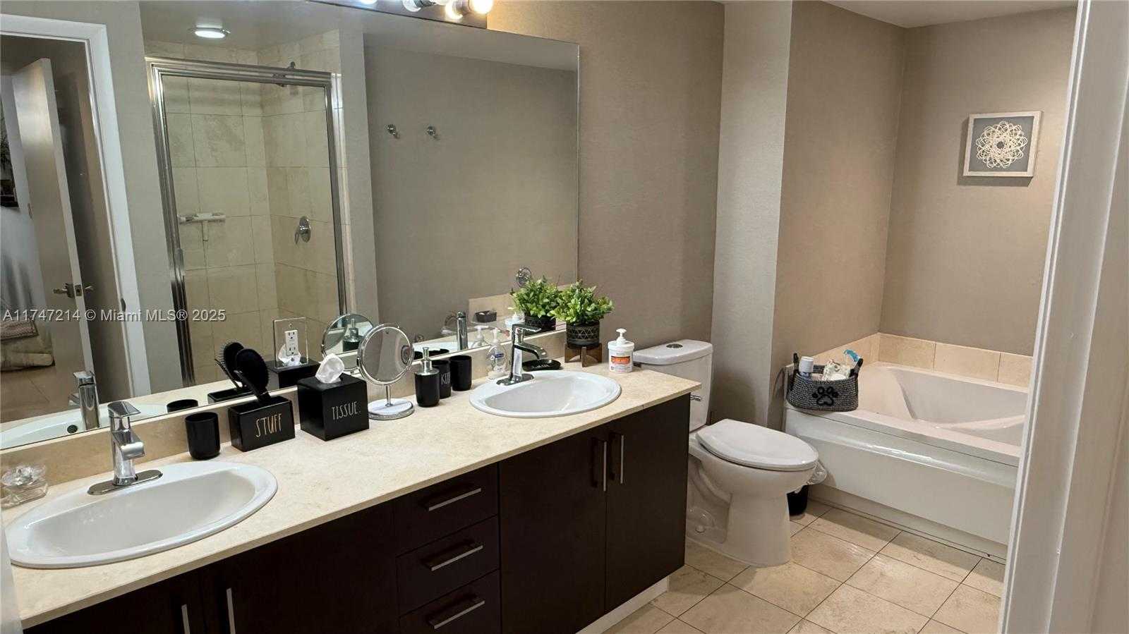 Small Image of 17375 COLLINS AVE #1006, Sunny Isles Beach Number 31