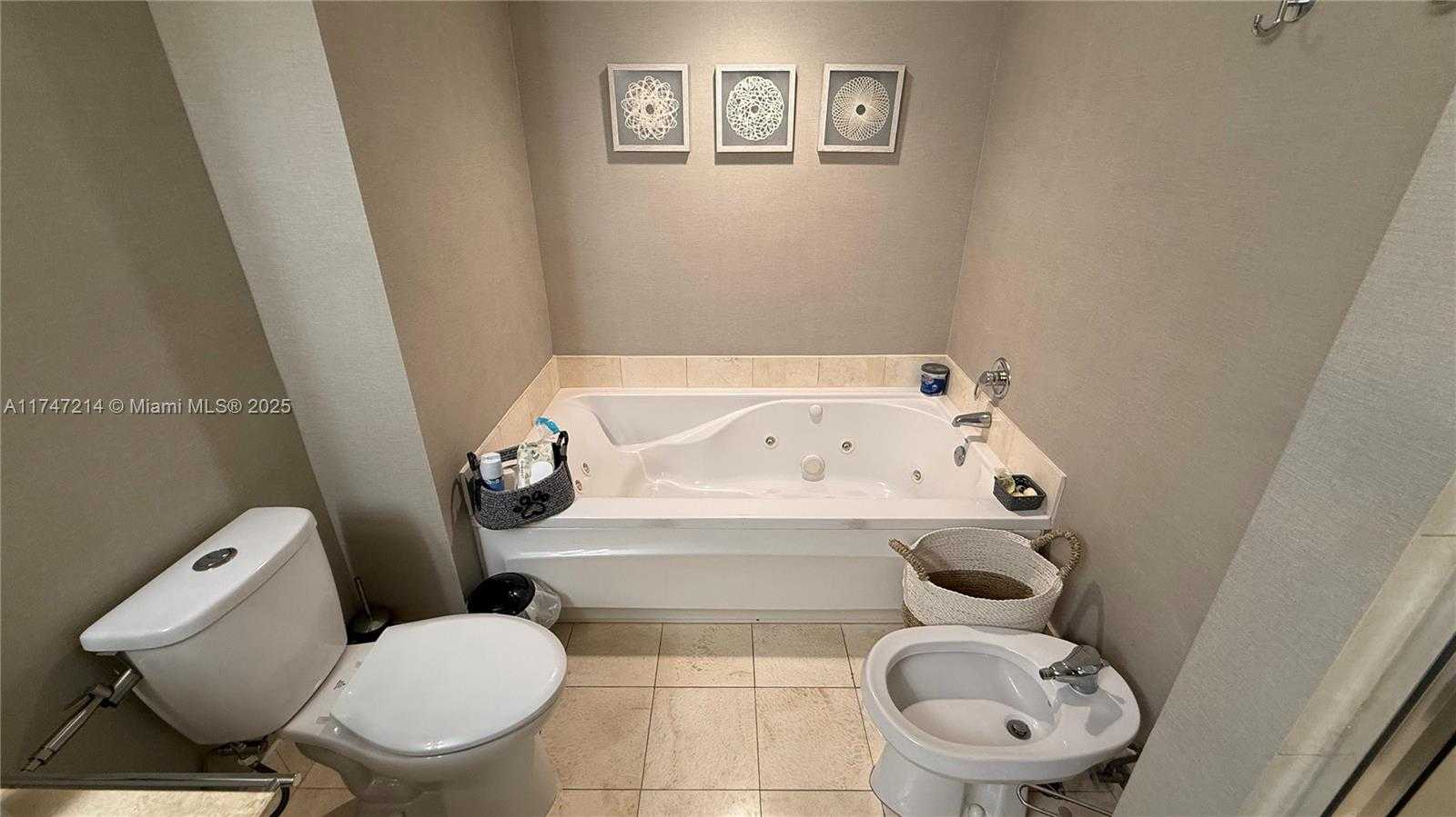 Small Image of 17375 COLLINS AVE #1006, Sunny Isles Beach Number 34