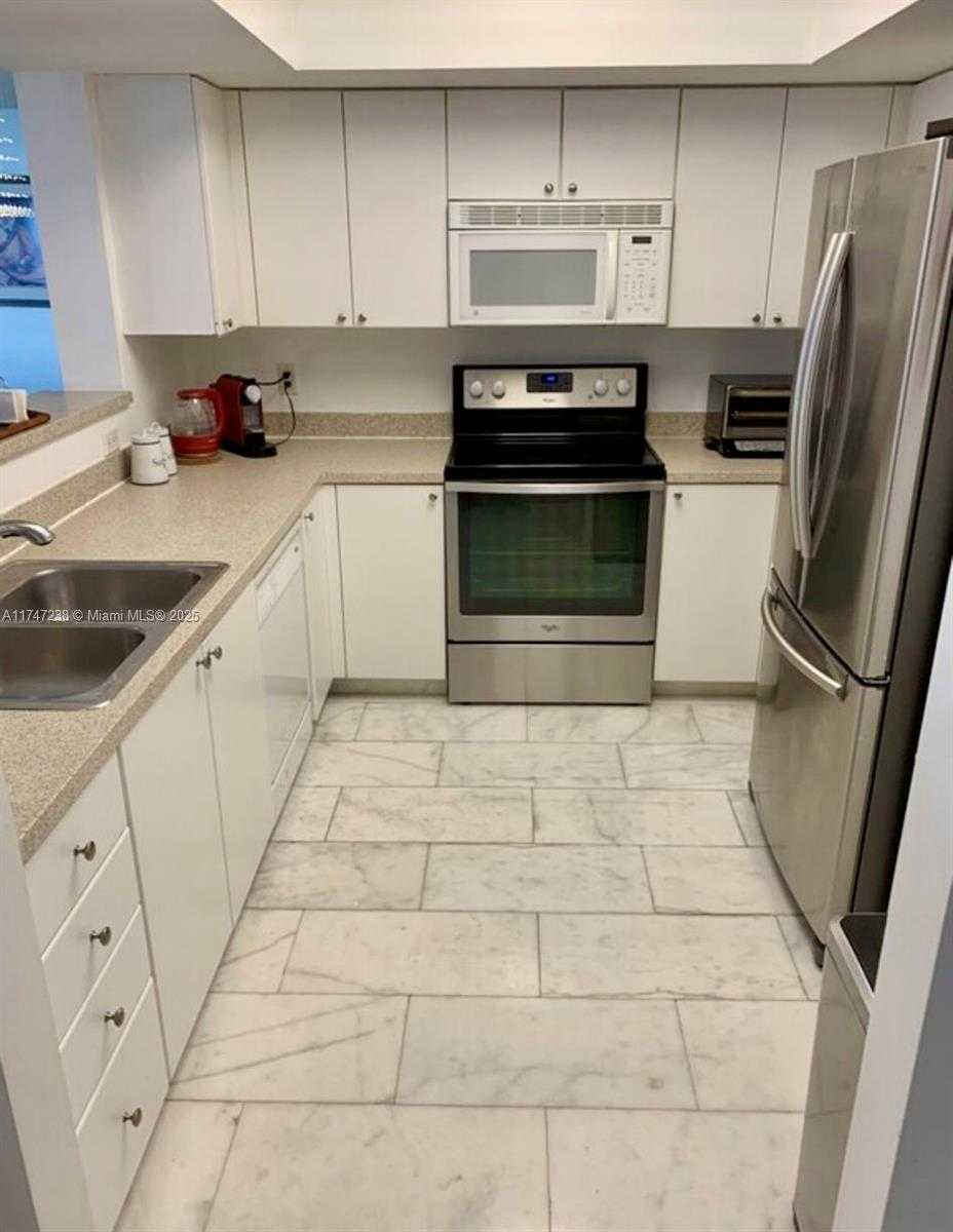 Small Image of 17375 COLLINS AVE #1404, Sunny Isles Beach Number 6