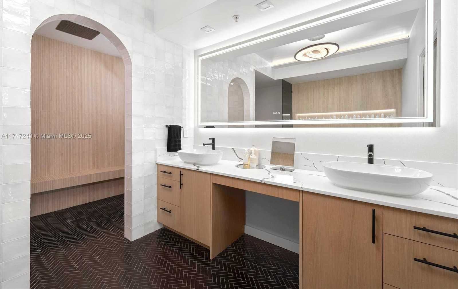 Small Image of 333 LAS OLAS WAY #3404, Fort Lauderdale Number 17