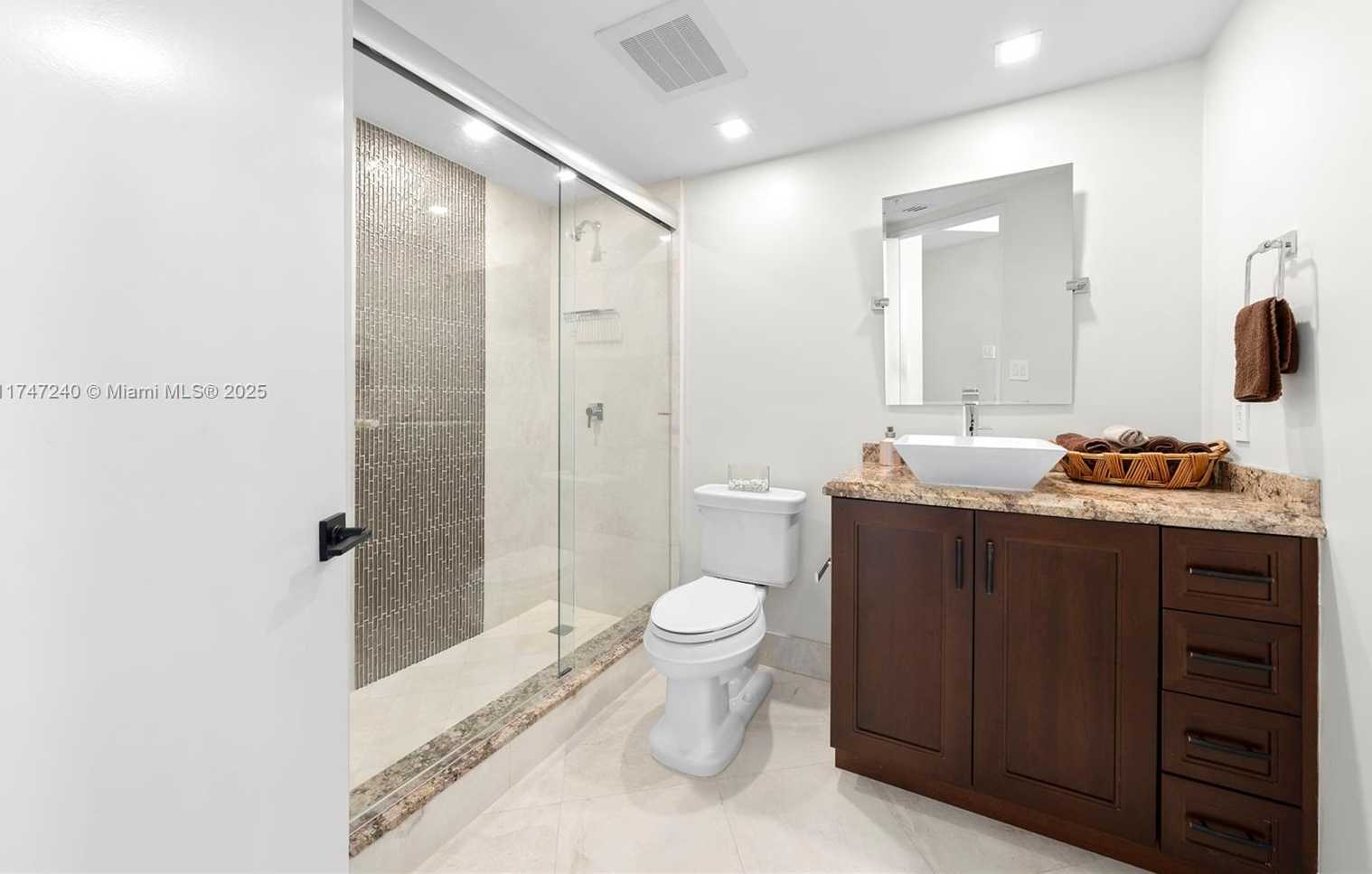 Small Image of 333 LAS OLAS WAY #3404, Fort Lauderdale Number 19
