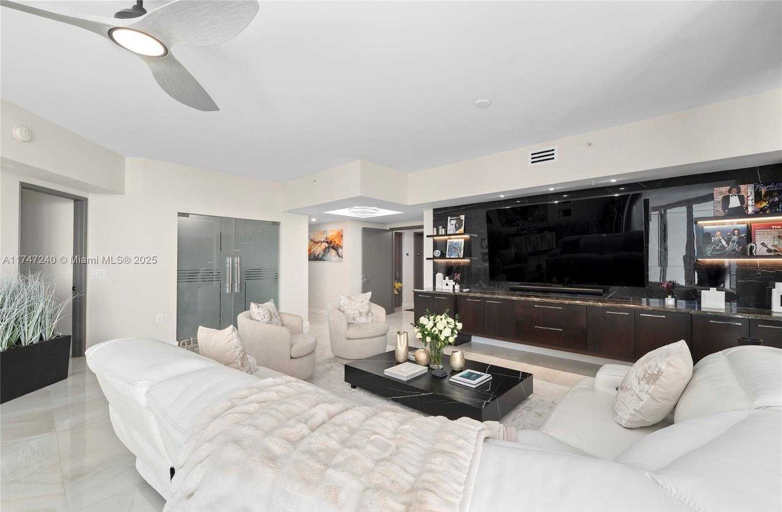 Small Image of 333 LAS OLAS WAY #3404, Fort Lauderdale Number 5