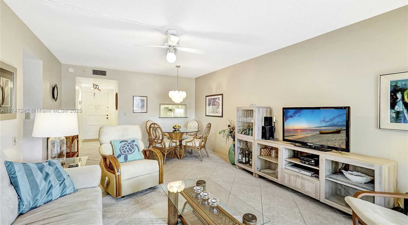 Small Image of 1101 HILLCREST CT #103, Hollywood Number 13