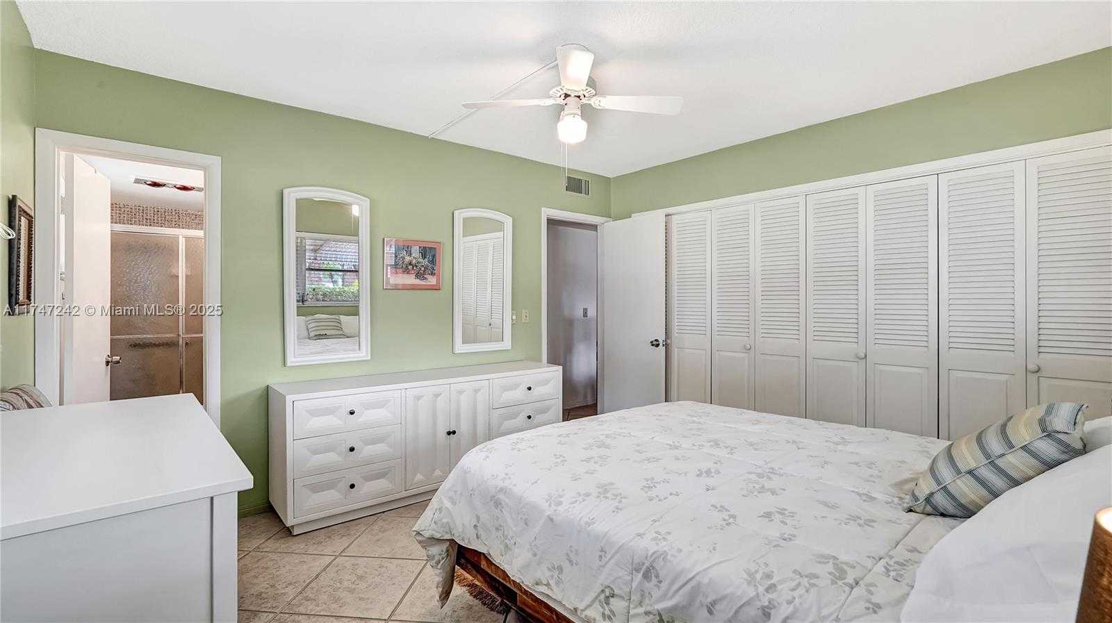 Small Image of 1101 HILLCREST CT #103, Hollywood Number 18