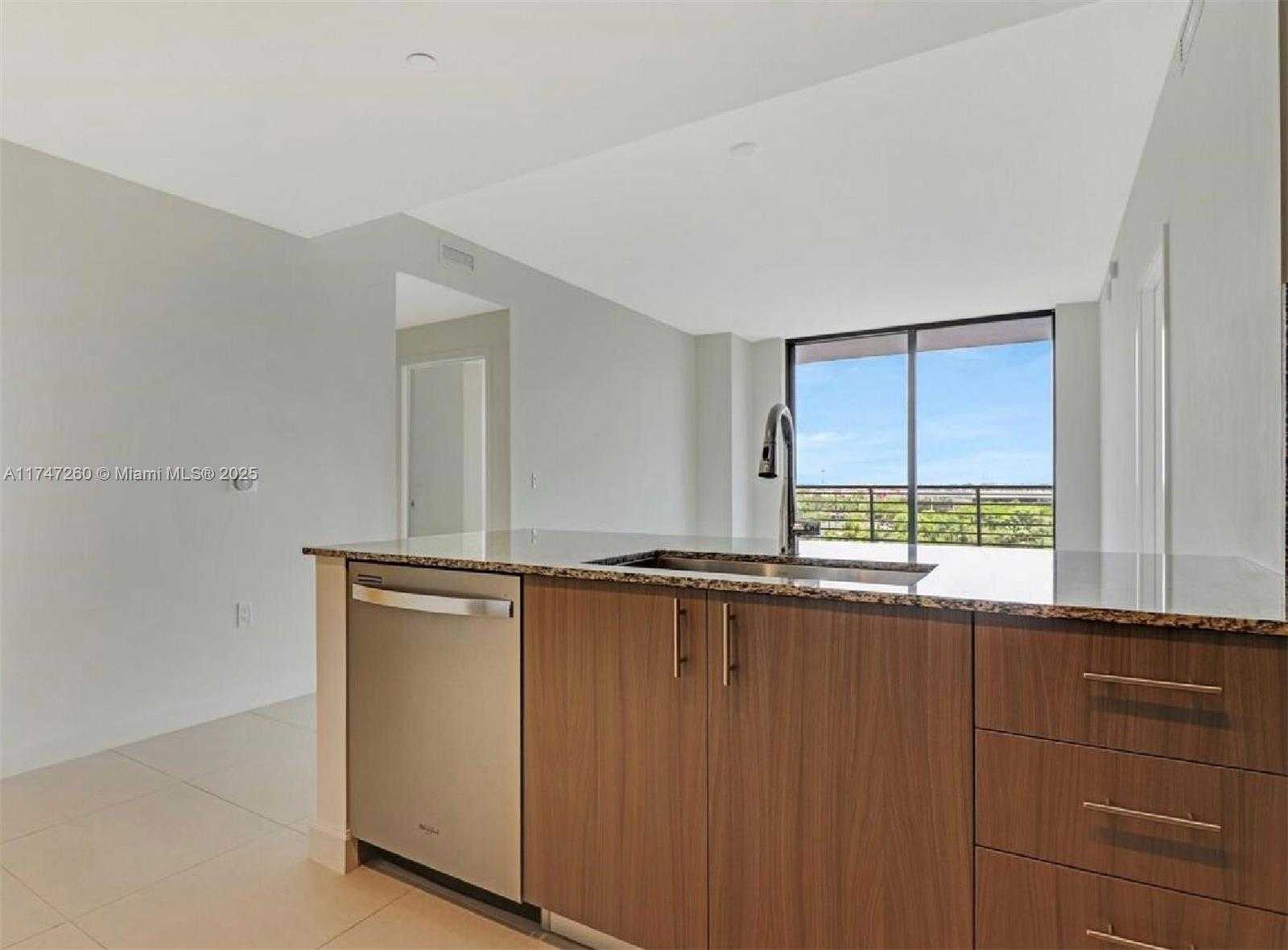 Small Image of 5350 NORTH WEST 84TH AVE #601, Doral Number 3