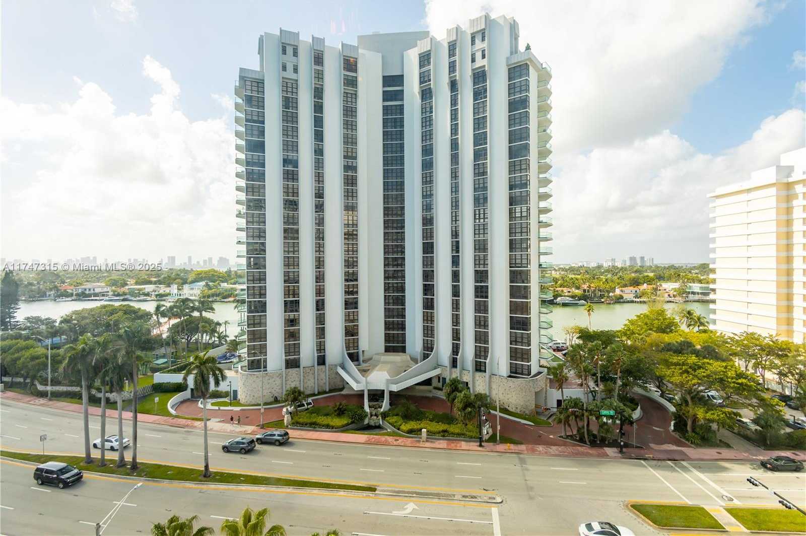 Small Image of 5445 COLLINS AVE #712, Miami Beach Number 22