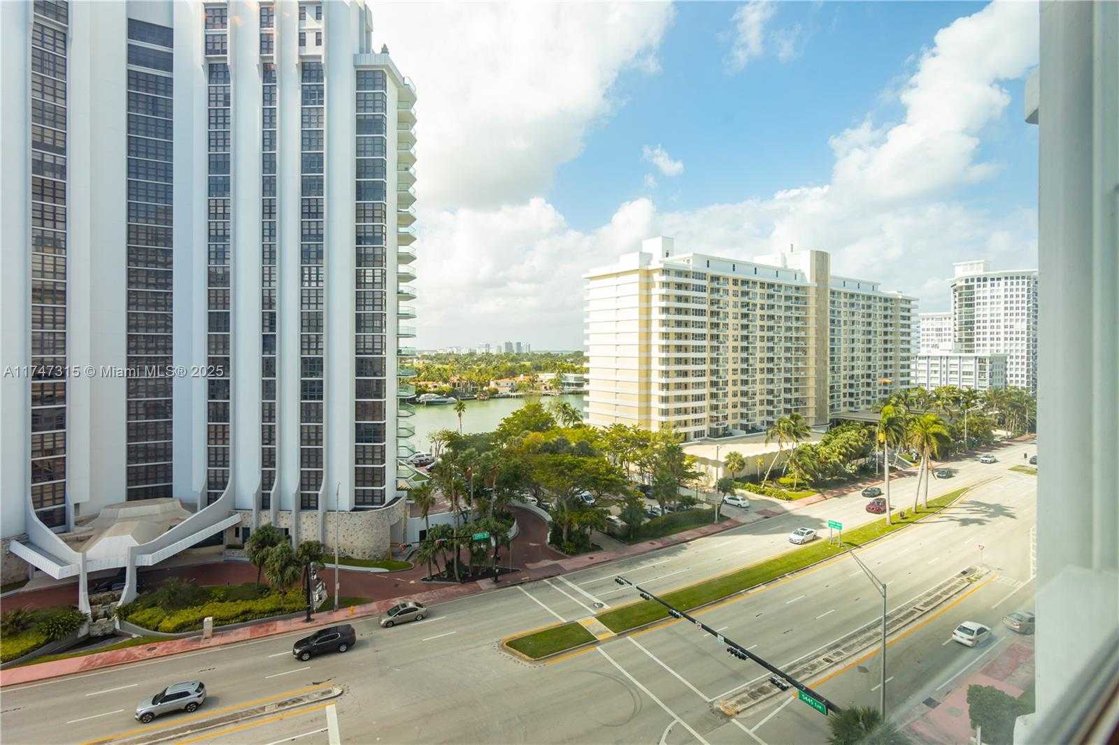 Small Image of 5445 COLLINS AVE #712, Miami Beach Number 23