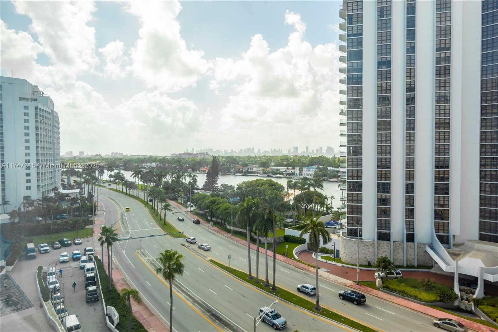 Small Image of 5445 COLLINS AVE #712, Miami Beach Number 24