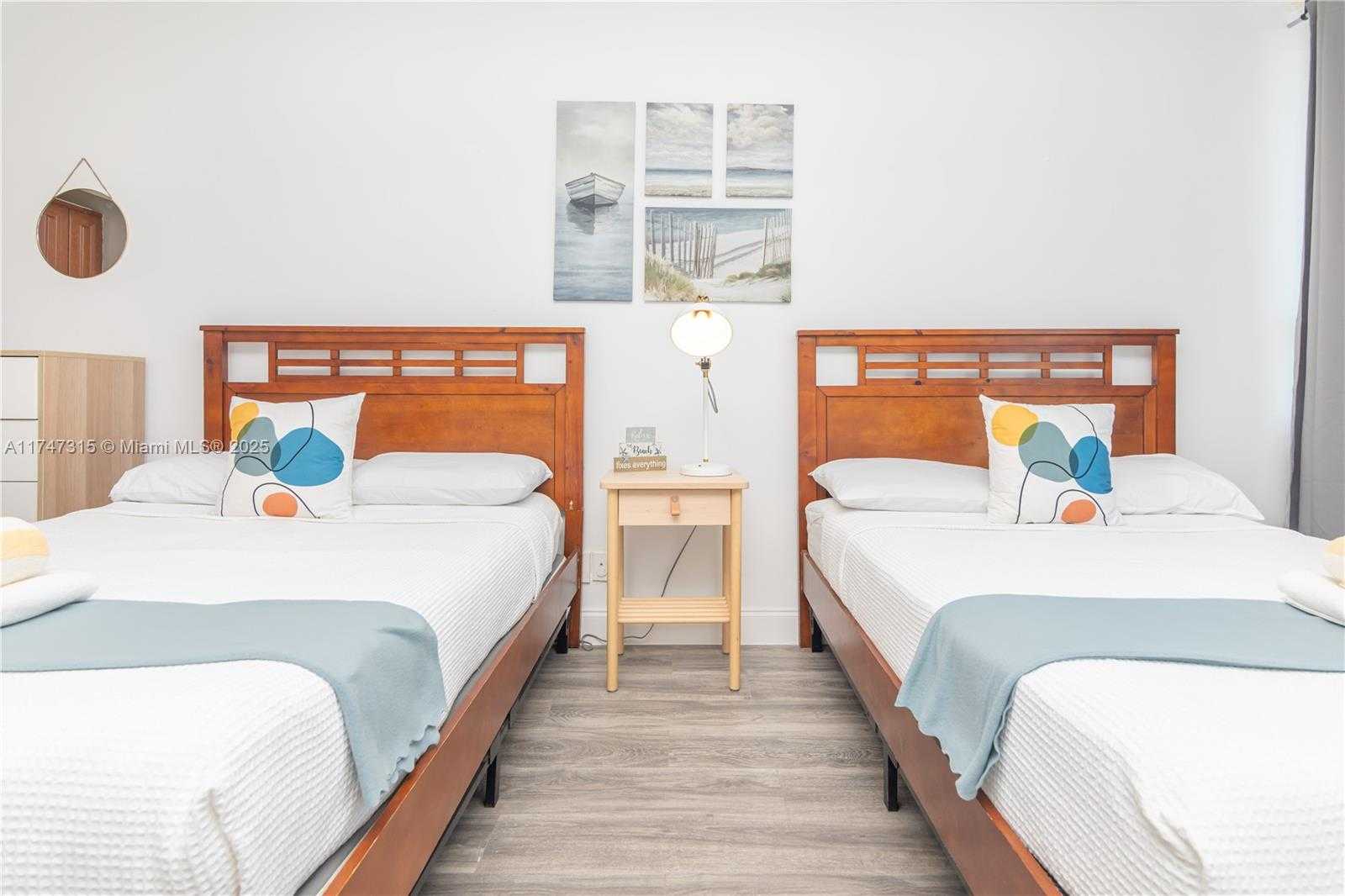 Small Image of 5445 COLLINS AVE #712, Miami Beach Number 6