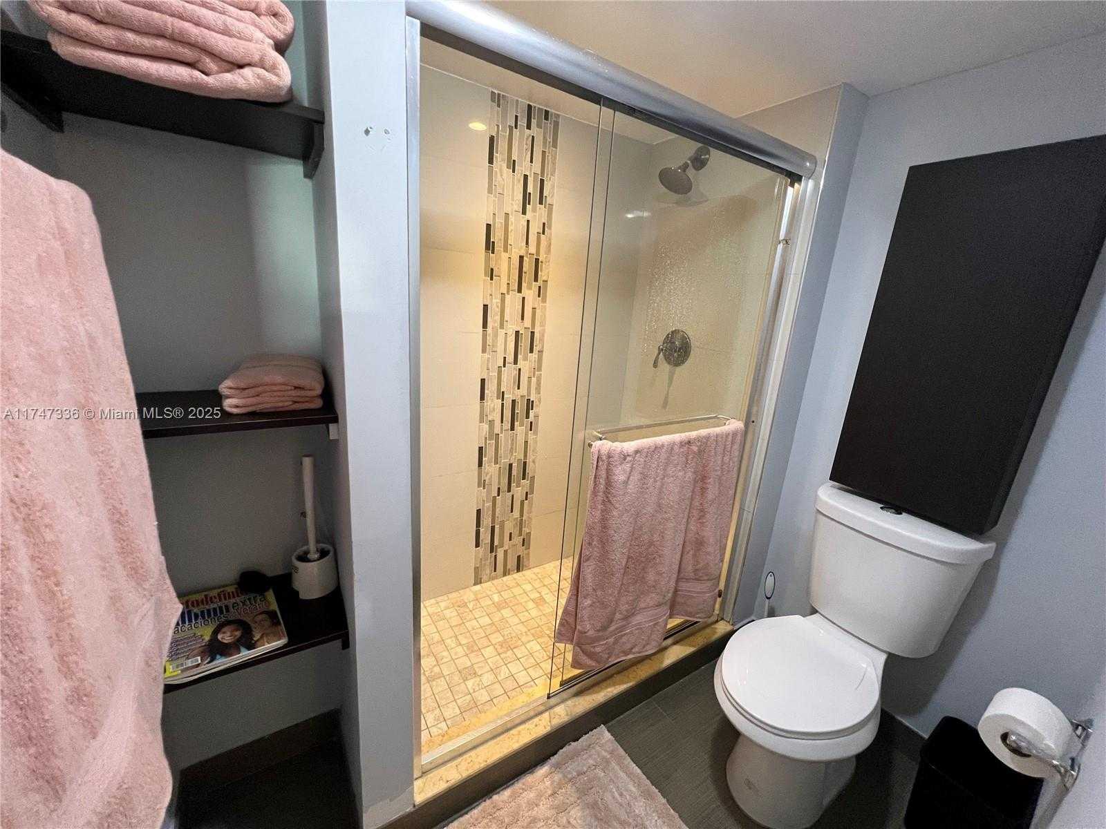 Small Image of 3375 NORTH COUNTRY CLUB DR #1106, Aventura Number 13