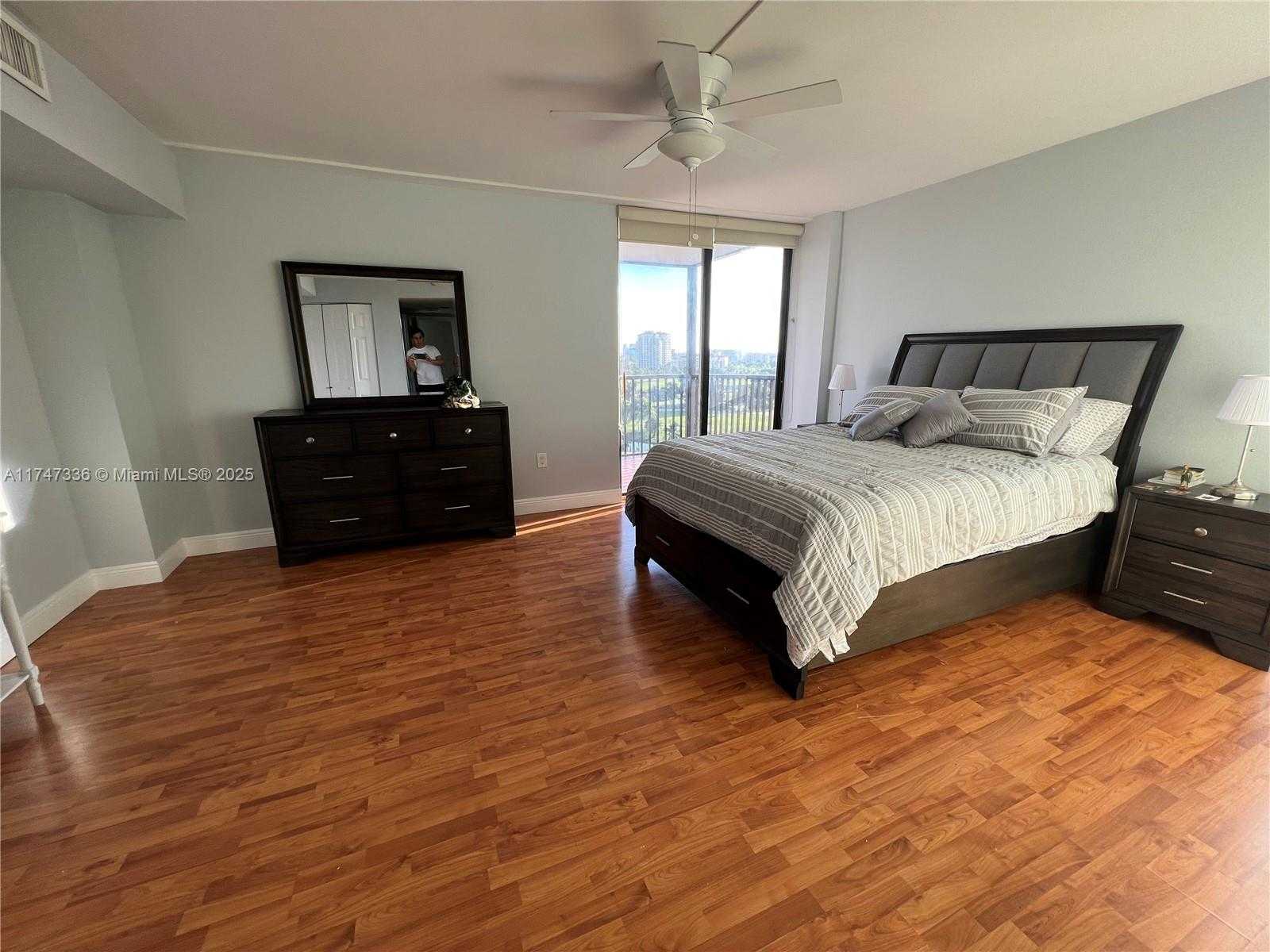 Small Image of 3375 NORTH COUNTRY CLUB DR #1106, Aventura Number 17