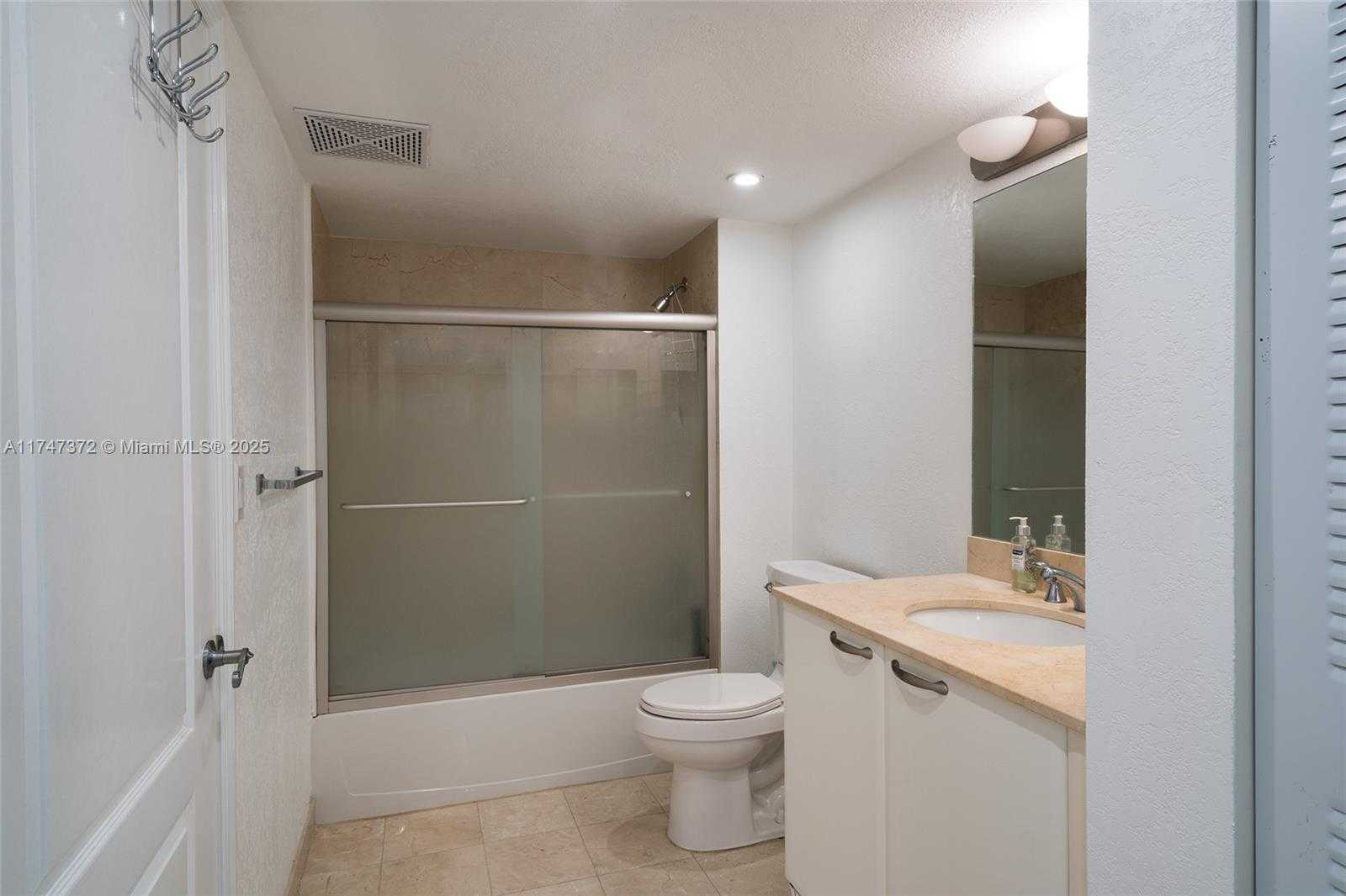 Small Image of 2101 BRICKELL AVE #2803, Miami Number 10