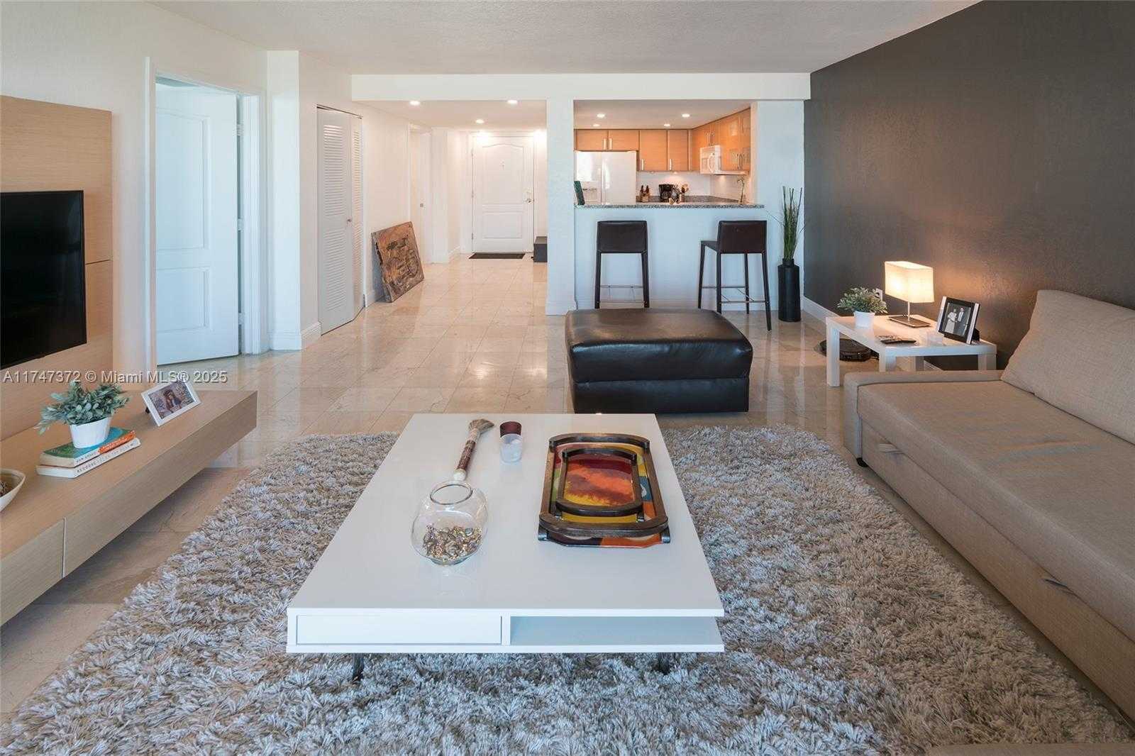 Small Image of 2101 BRICKELL AVE #2803, Miami Number 6
