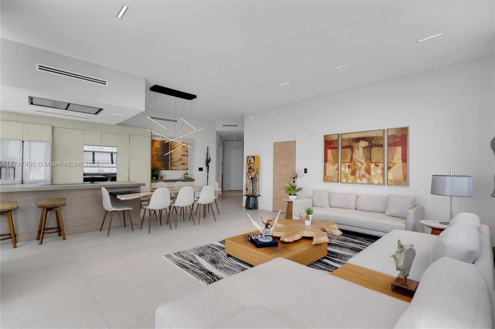 Small Image of 801 BRICKELL KEY BLVD #PH 3311, Miami Number 3
