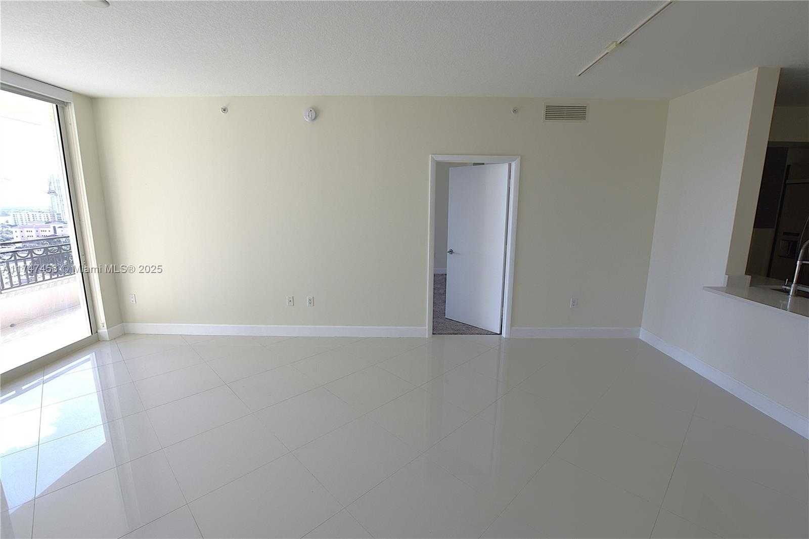 Small Image of 550 OKEECHOBEE BLVD #1417, West Palm Beach Number 12